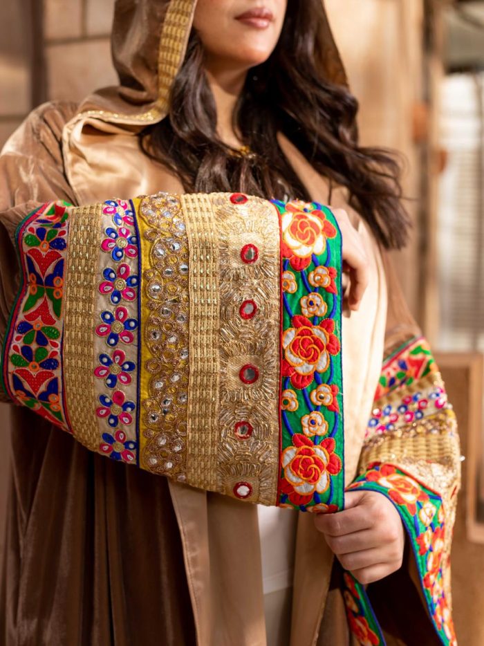 Sahir Al Sharq Caftan - Image 2