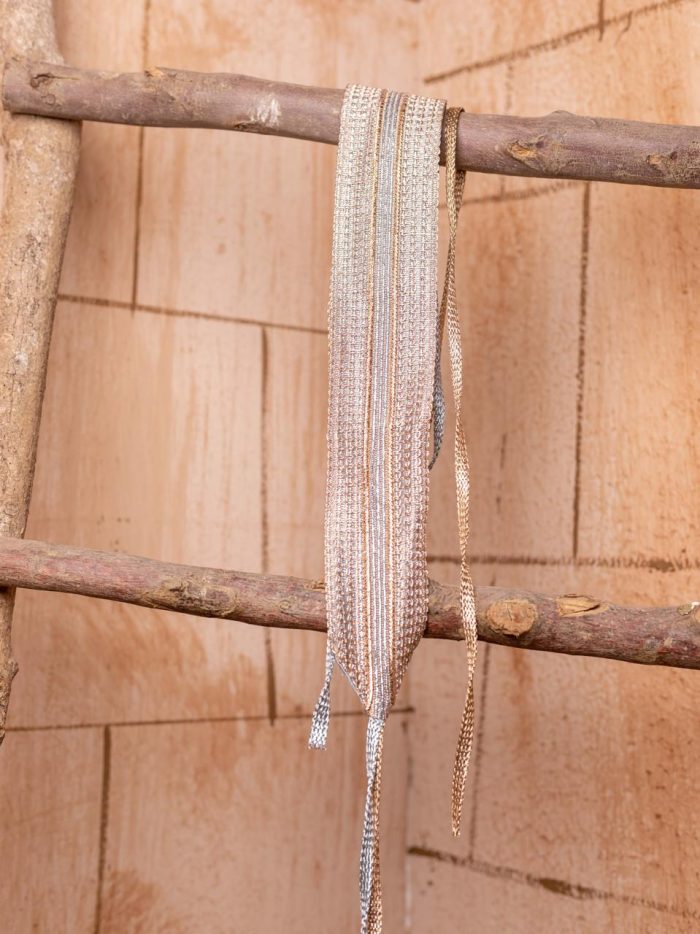 Shimmering silver silk belt - Image 2